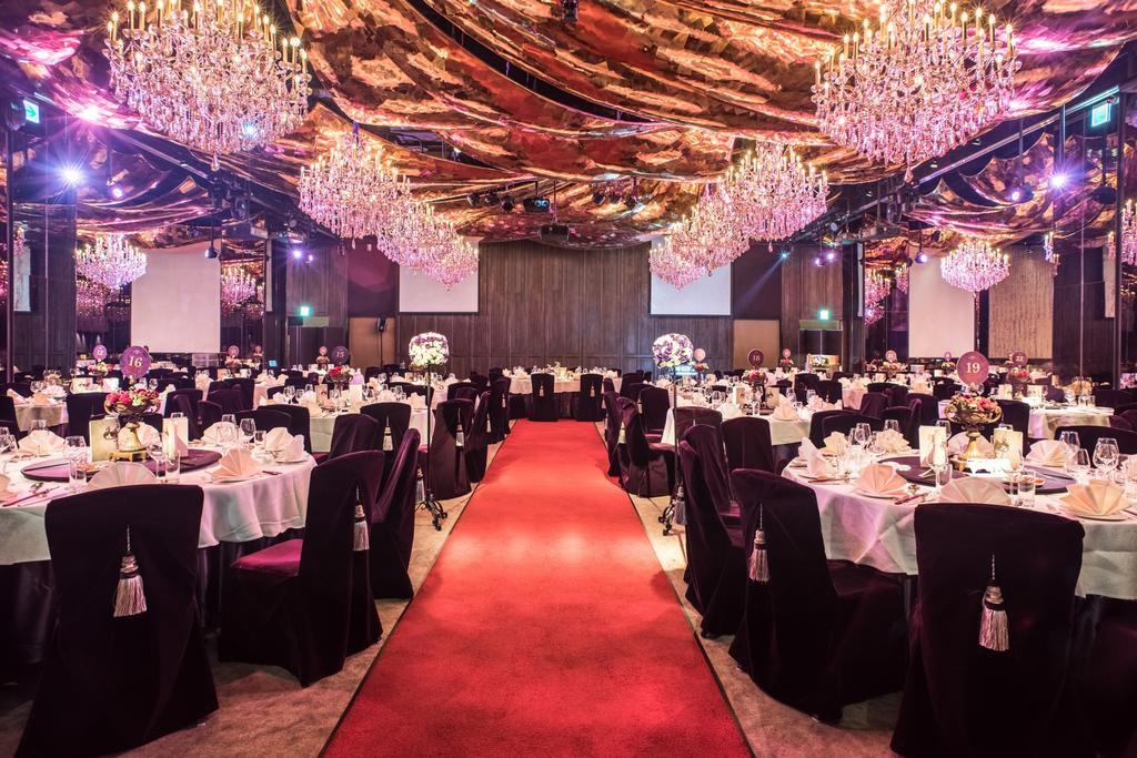 Palais De Chine Hotel Tchaj-pej Exteriér fotografie The ballroom of the hotel