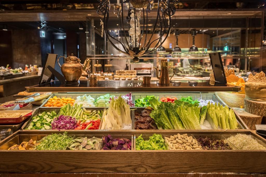 Palais De Chine Hotel Tchaj-pej Exteriér fotografie Salad bar